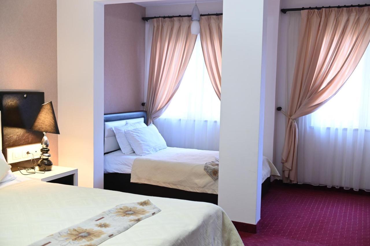 Hotel Liss Lezhe Ngoại thất bức ảnh