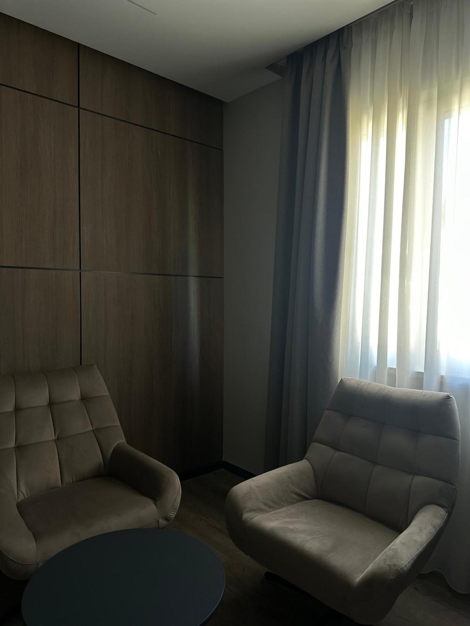 Hotel Liss Lezhe Ngoại thất bức ảnh
